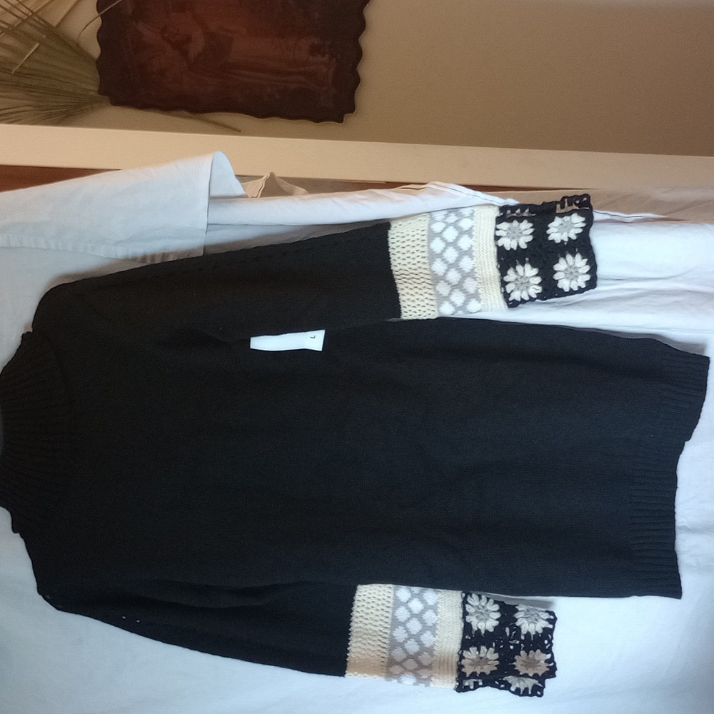 NWT BOHO Crochet black sweater dress open daisy cuff sleeves, no flaws, cozy!